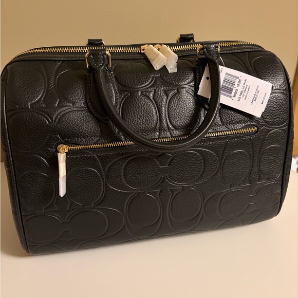 Coach Rowan - Picture 3 of 5